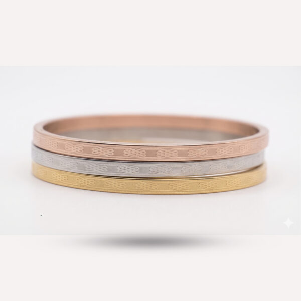 Trinity Heritage Textured Bangle Set – Rose, Gold & Silver Tri-Tone Stack