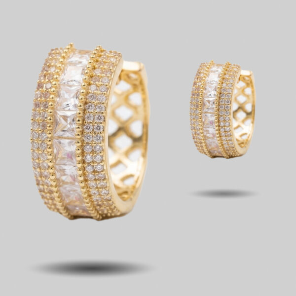 Princess-Cut & Multi-Row Pavé Gold Wide Huggie Hoops