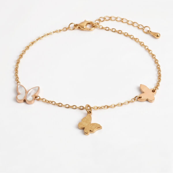 Butterfly Charm Gold Anklet (Elegant Minimal Design)