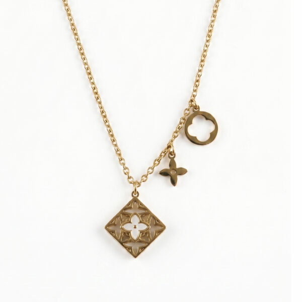 Louis Vuitton Blooming Supple Necklace