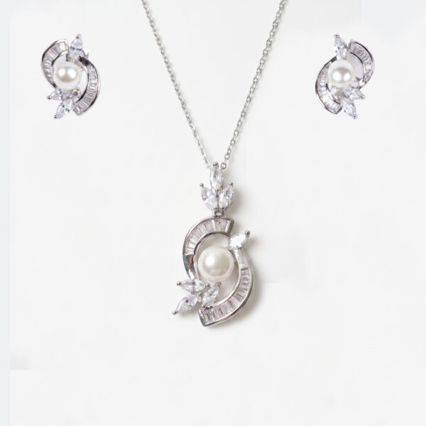 Ethereal Pearl & Marquise Crystal Jewelry Set