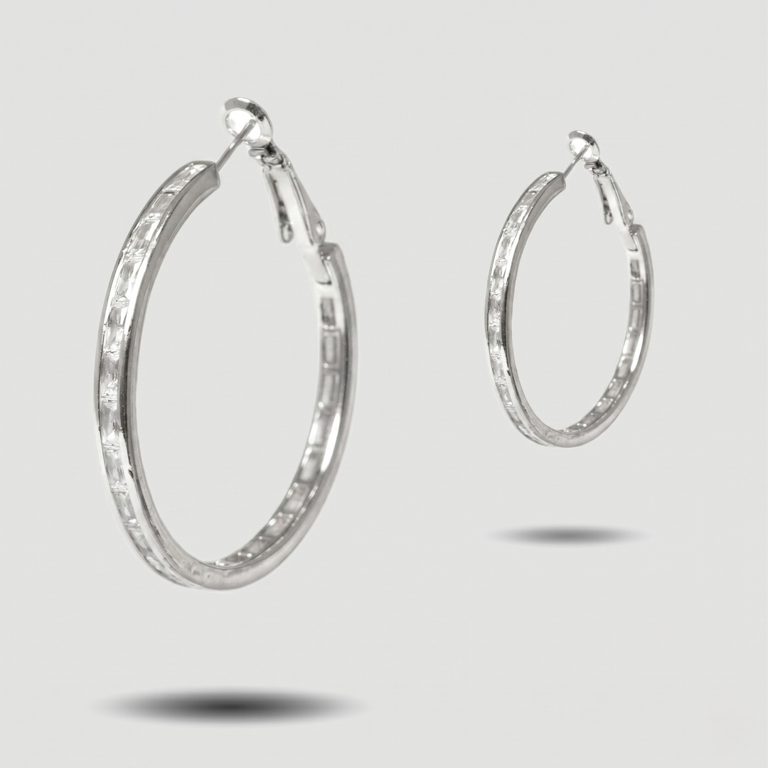 Elegant Gold-Tone Swan Pendant Necklace with Pavé Crystals & Ruby Eye (19)